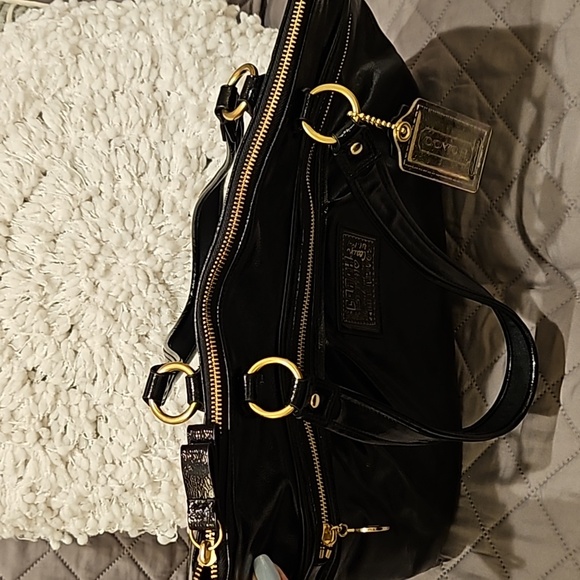 Coach Shoulder Bag - Picture 8 of 16